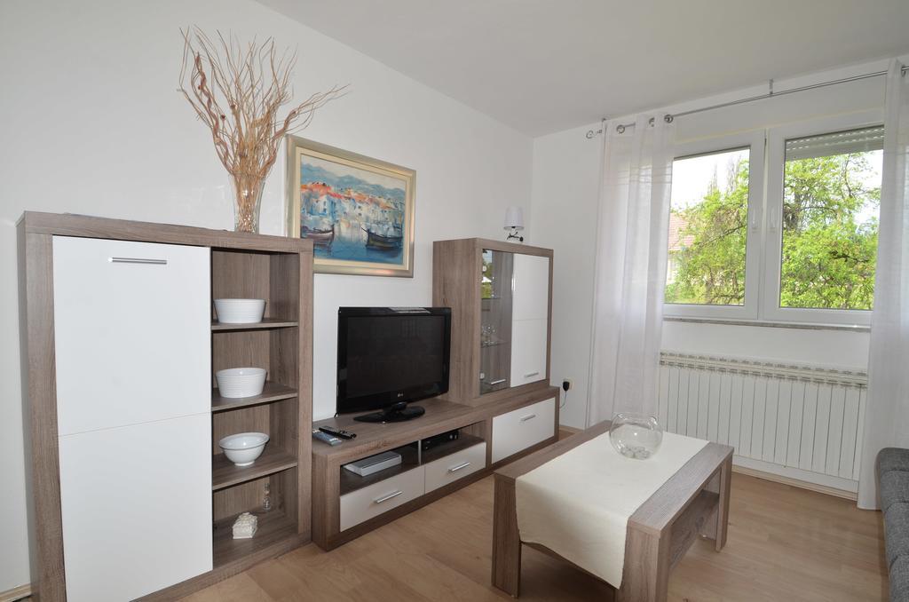 Apartment Loza Slunj Exterior photo