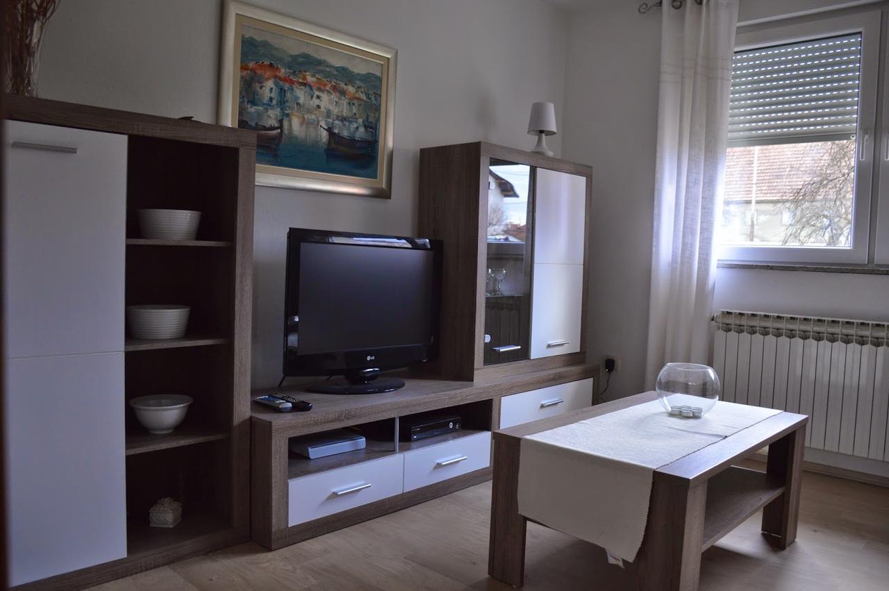 Apartment Loza Slunj Exterior photo